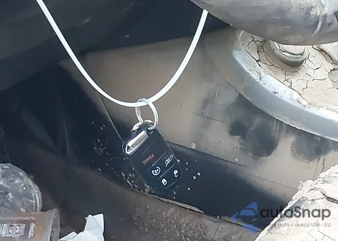 2018 Jeep Compass Latitude 4X4 from USA, damaged, VIN 3C4NJDBB2JT432456